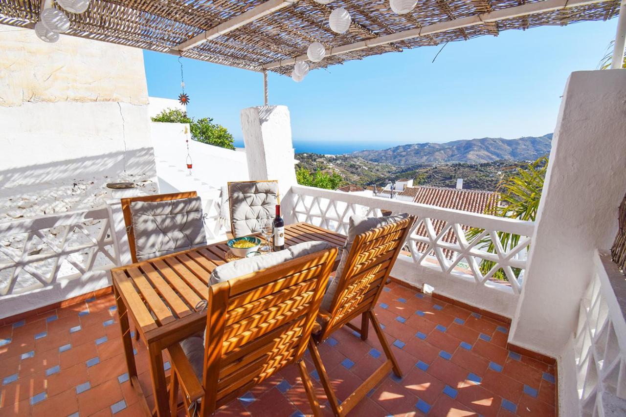 Casa Jazmin, Frigiliana Traditional Townhouse With Great Views Hansonholiday Rentals Екстериор снимка